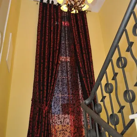 Vila Kerciku 酒店 地拉那